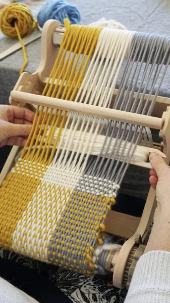 Rigid Heddle Looms - The Unusual Pear